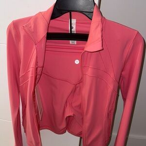 Lululemon Pink Zip-Up Jacket & Short Set !